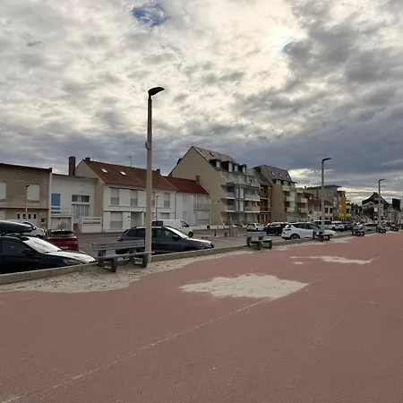 Sea View 公寓 康村